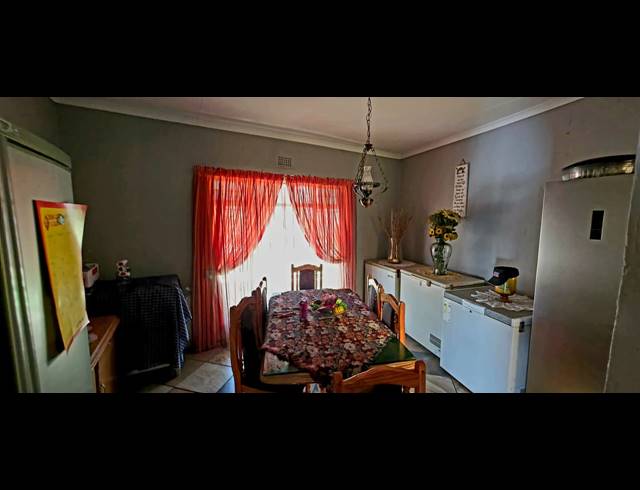5 BEDROOM HOUSE TO LET IN DEL JUDOR EXT 4